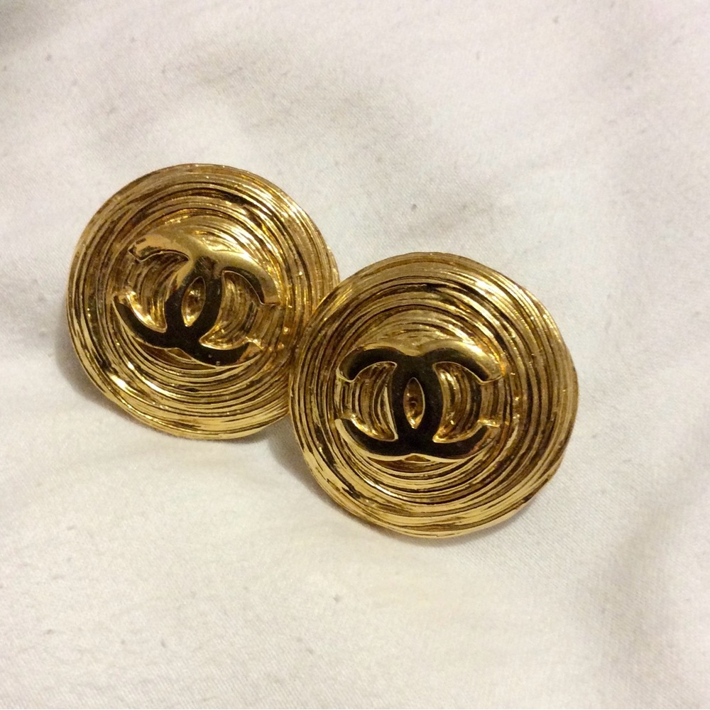 Chanel authentic gold logo earrings